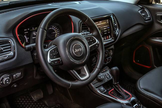 jeep compass limited 4xe interieur jeep compass limited 4xe interieur