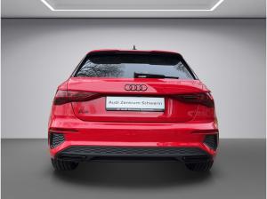 Audi Q3 SUV TDI S Line AHK