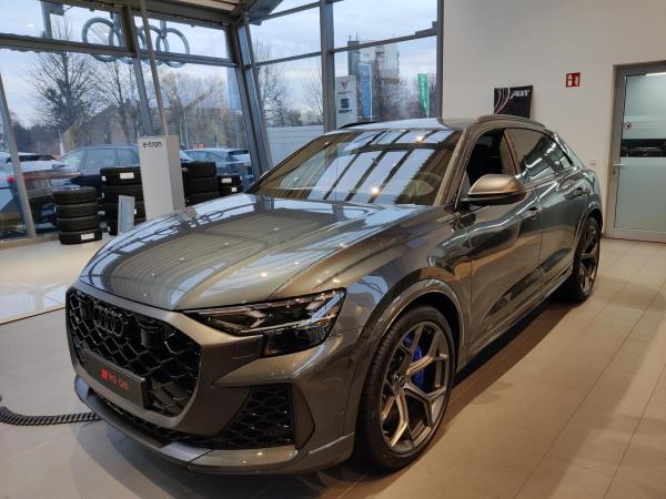 Audi RS Q8 performance UPE210 ABT 720 PS