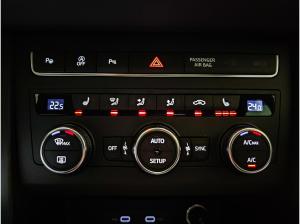 Seat Ateca KEINE Bereitstellungskosten 1.5 TSI DSG Road Edition  Allwetterreifen ACC PDC V+H NAVI LE