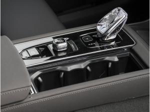 Volvo XC90 T8 Ultra Dark