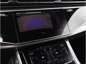 Audi RS Q8 SUV tiptronic