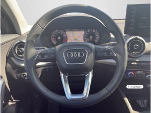 Audi Q2 advanced 35 TFSI S tronic RFK ACC