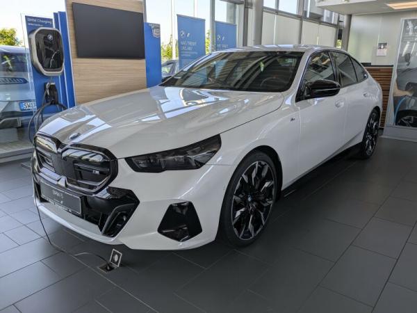 BMW i5 M60 xDrive Limousine LAGERAKTION!