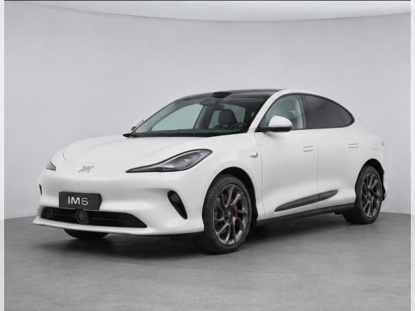 MG IM6 AWD