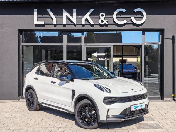 LYNK & Co 01 PHEV More - ALLE FARBEN P