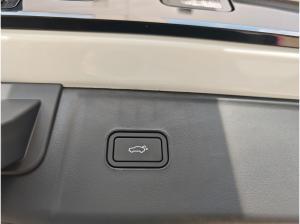 LYNK & Co 08 Core PHEV ALLE FARBEN G