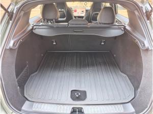LYNK & Co 01 PHEV Core P