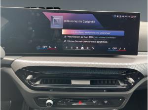 BMW 320 i Lim. "M Sport "  LC Prof, HuD, ACC, Parkass. +, AHK, uvm.