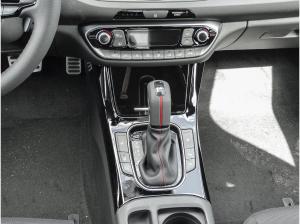 Hyundai i30 N LINE 1.6 T-GDI 7-DCT PANO RFK NAVI LMR