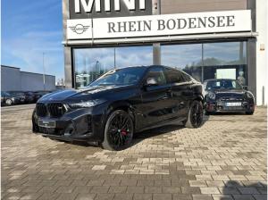 BMW X6 M60i xDr. **8-Zylinder** ALL BLACK* Vollausstattung *