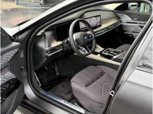 BMW i7 M70 xDrive M Performance Paket Ex.LoungeSeat.