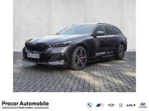 BMW i5 eDrive40 / M Sport HUD PANO ACC RFK NAVI LED