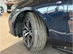 BMW 550 550e xDrive Navi Leder Tempom.aktiv Bluetooth PDC MP3 Schn.