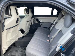 BMW i7 M70 xDrive 🧨 21" Individual Two-Tone Lackierung  Fond TV   🧨