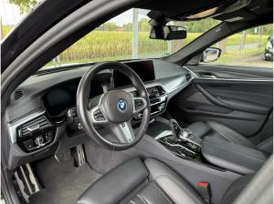 BMW 530 e xDrive Touring M Sport*Laser*voll*BLP 98TEUR