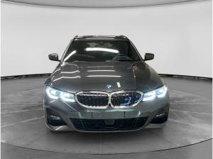 BMW 330 Touring Plugin-Hybrid xDrive M-Sport Aut. - inkl. Haustürlieferung