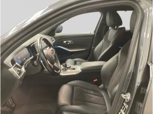 BMW 330 Touring Plugin-Hybrid xDrive M-Sport Aut. - inkl. Haustürlieferung
