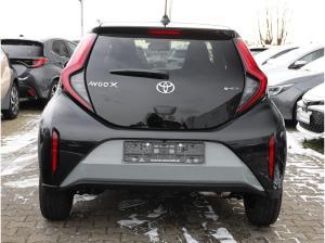 Toyota Aygo X Teamplayer 1,5 HEV SHZ PDC KLIMA ALU BT