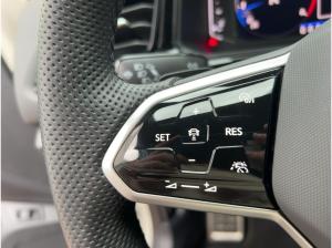Volkswagen T-Roc 1.5 TSI DSG R-Line Navi LED SHZ ACC PDC