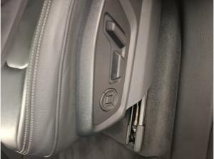Audi Q8 50 TDI quattro AHK Matrix HUD DCC Pano