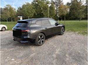 BMW ix xDrive 50