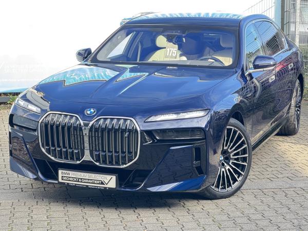 BMW i7 xDrive60 M Sport B&W AHK TV Lounge Pano Massage