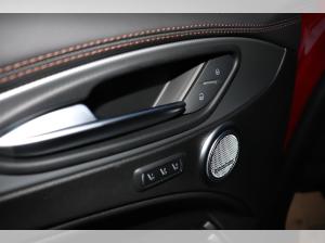 Alfa Romeo Stelvio ***HERBSTAKTION***INTENSA 2.0 Turbo 16V 206kW 280 PS AT8 - Q4