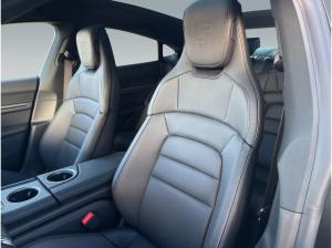 Porsche Taycan Black Edition*Soft-Close*InnoDrive*Sitzbelüftung*HuD