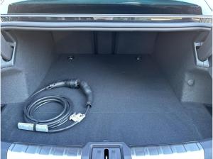 Porsche Taycan Black Edition*Soft-Close*InnoDrive*Sitzbelüftung*HuD