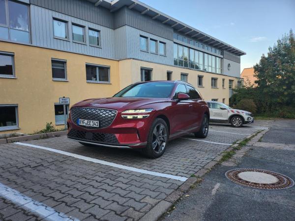 Genesis Electrified GV70