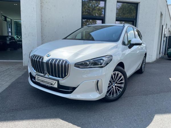 BMW 220 Active Tourer Luxury Line || AHK Pano HK Massage (U06)