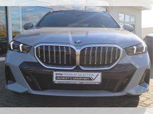 BMW 520 d Touring M-Sport/360°/ACC/Head-Up/AHK/Pano./HK/Standhzg./Klimat.Sitze/Lenkradhzg./Shz.hinten/e.Sitz