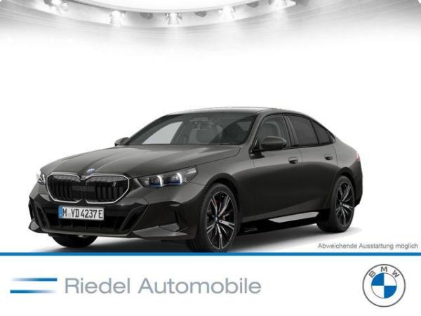 BMW i5 eDrive40 M Sportpaket Panorama Klimaaut. AHK