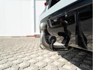 BMW 318 d Tour M-Sport AHK ACC KoZg Wireless S-Glas Schwarz / Grau