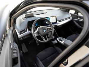 BMW 218 d Active Tourer M-Sport AHK PANO ACC HuD 360° *Mehrere Farben Verfügbar*