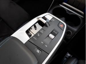 BMW 218 d Active Tourer M-Sport AHK PANO ACC HuD 360° *Mehrere Farben Verfügbar*