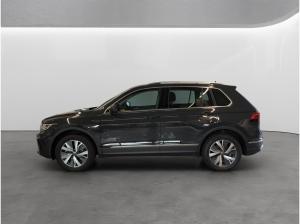 Volkswagen Tiguan 1.4 eHybrid DSG Elegance IQ-LIGHT HUD NAVI ACC SIDEASS PARKASS KAMERA SHZ