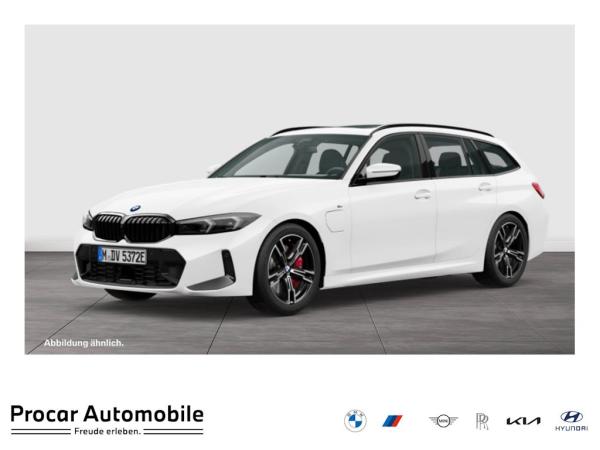 BMW 330 330e xDrive Touring M Sport Pro AHK Pano DA Prof. PA+