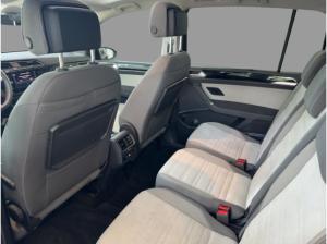 Volkswagen Touran 1.5TSI DSG R-Line Highline STHZG P-DACH 7-Sitze AHK
