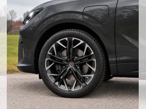 Cupra Terramar 1.5 e-HYBRID (UVP 63.280€) MATRIX/PANO/SENNH/AHK/INTELLI/EDGE/WINTER/20"/UVM.