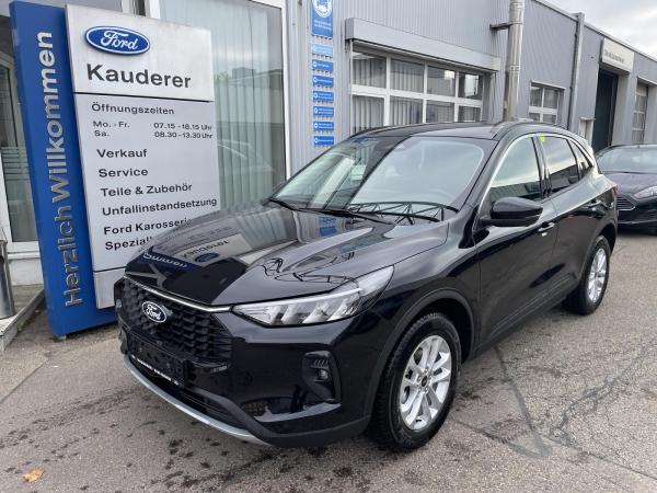 Ford Kuga Titanium 150 PS Schalter * Sofort Verfügbar*