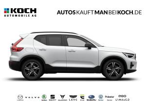 Volvo XC40 B4 FWD in Plus- & Ultra-Variante (auch als Black Edition vorhanden)
