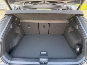 Volkswagen T-Roc R-Line 1.5 l eTSI*IQ.DRIVE*MATRIX*AHK*360°*KEYLESS*AnschlussGarantie