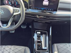 Volkswagen Golf VIII Variant 2.0 TDI DSG R-Line A / SOFORT VERFÜGBAR !