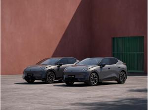 LYNK & Co 02 CORE  / ATKION / E-PRÄMIE! / VOR ANFRAGE BESCHREIBUNG LESEN! *