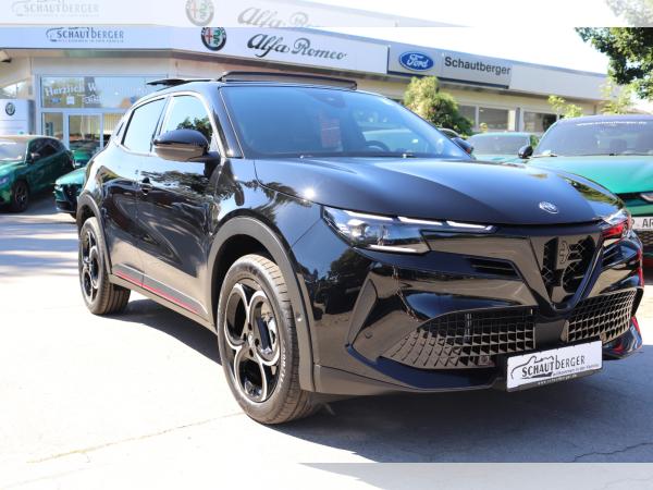 Alfa Romeo Junior **sofort verfügbar** SABELT! Ibrida Q4 1.2 MHEV VGT Q4 e-DCT6